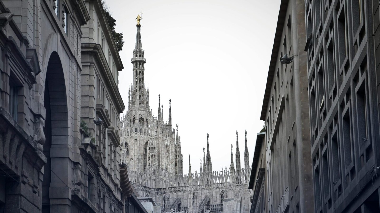 traslochiepuliziemilano.it