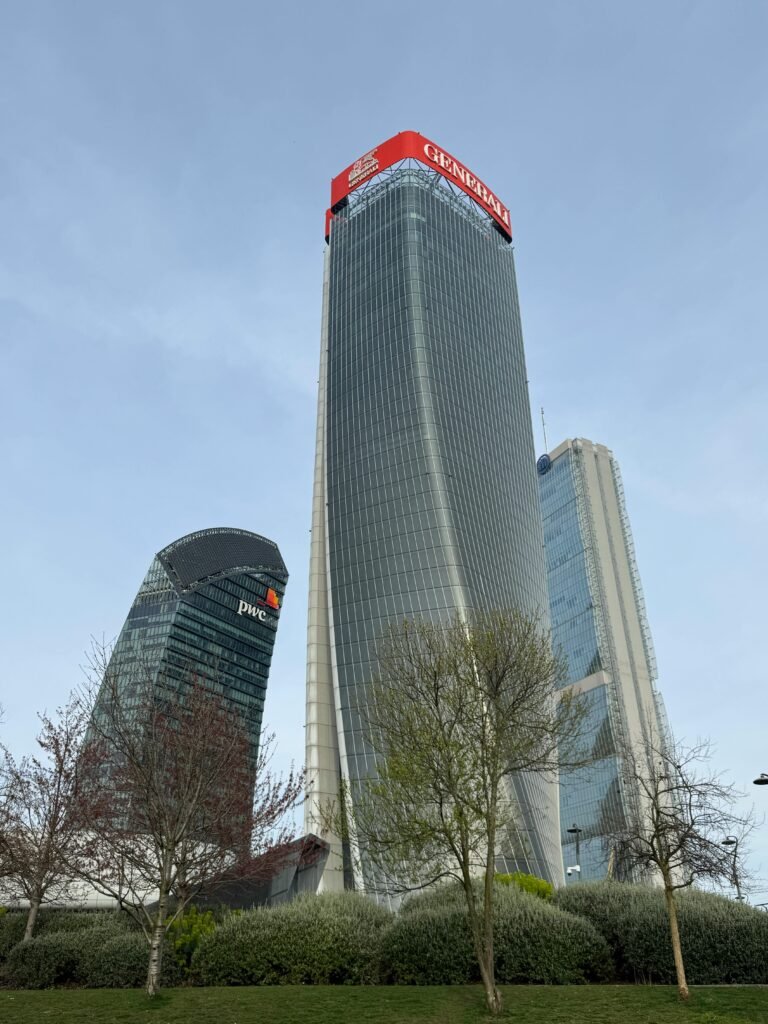 pexels photo 31254275 31254275 View of iconic Milan skyscrapers against a clear sky, showcasing modern architecture.